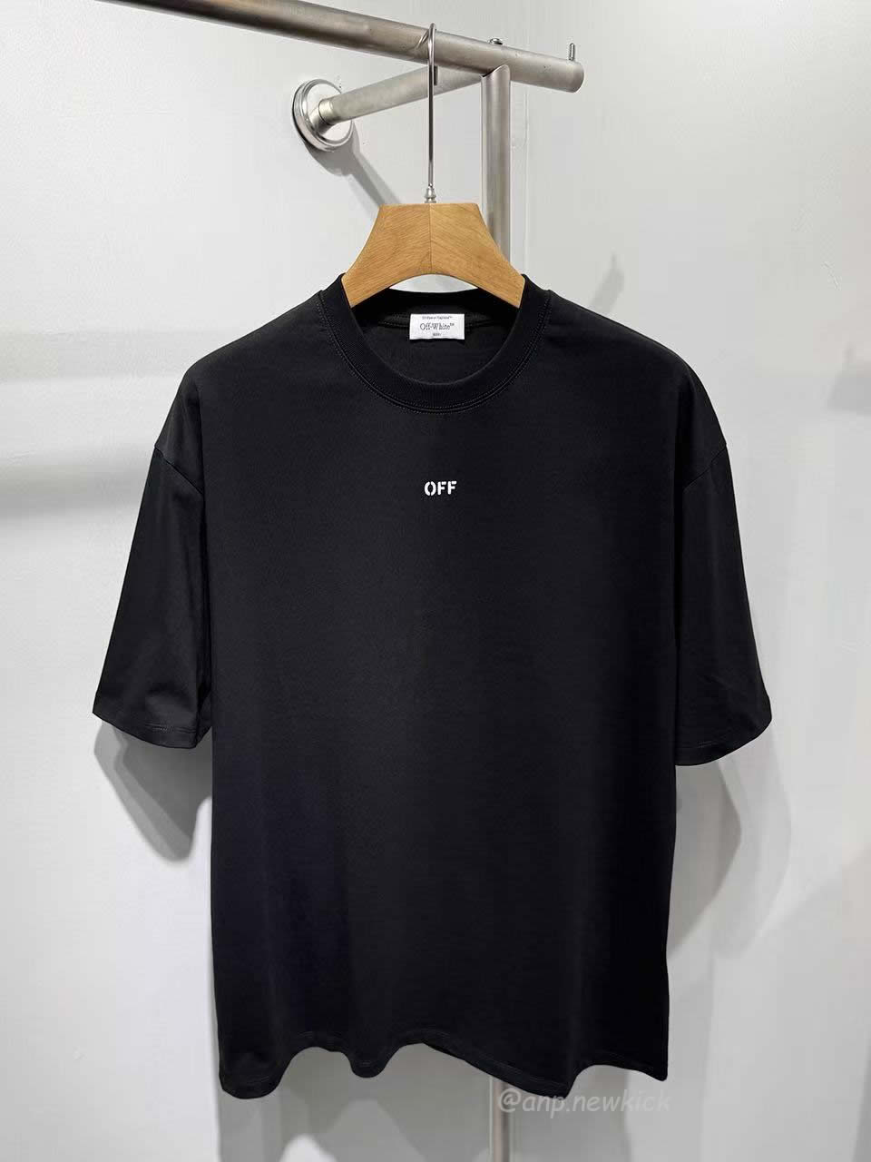 Off White Script Arrow Embroidered Black T Shirt (4) - www.newkick.org